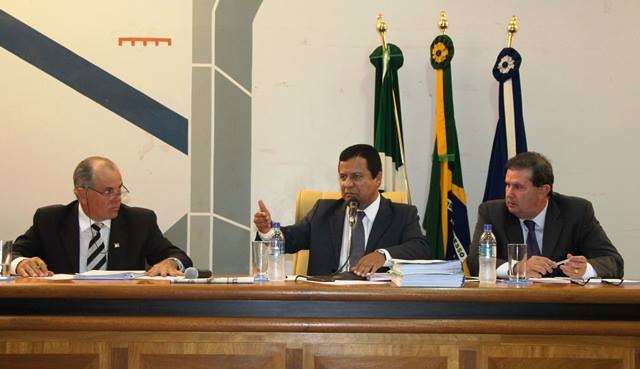 Hospital est&aacute; sucateado e tem apenas um leito de UTI, diz CPI
