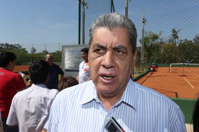 Andr&eacute; diz que metade da Assembleia deve ser renovada  em outubro