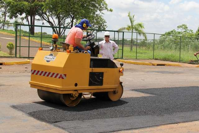 Cronograma do tapa-buraco contempla 28 ruas de Campo Grande nesta segunda
