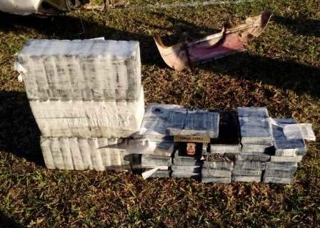 Polícia encontra mais 60kg de cocaína em bimotor interceptado pela FAB