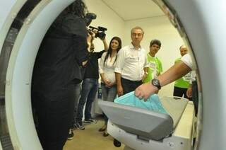 Tomografia entregue pelo Governo do Estado deve contribuir na realização de exames (Foto: Marcelo Calazans)