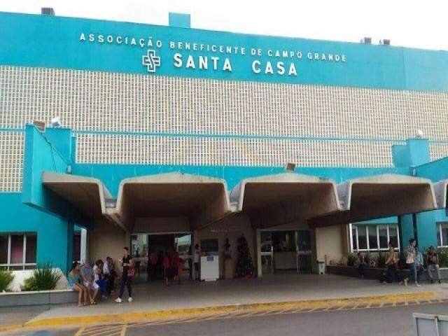 Homem que teve perna esmagada passa por cirurgia e estado de sa&uacute;de ainda &eacute; grave