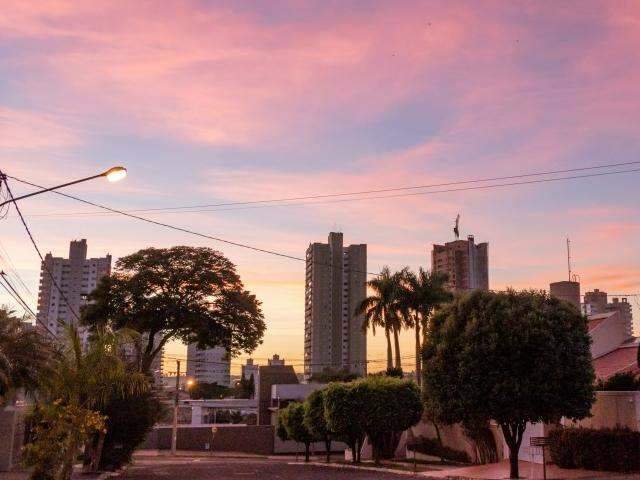 Inmet prev&ecirc; quarta-feira com predom&iacute;nio de calor e tempo seco