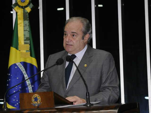  Senador pede maturidade sobre o C&oacute;digo e defende seguran&ccedil;a jur&iacute;dica