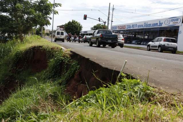 Obras continuam paradas na Capital e cobran&ccedil;a de popula&ccedil;&atilde;o aumenta