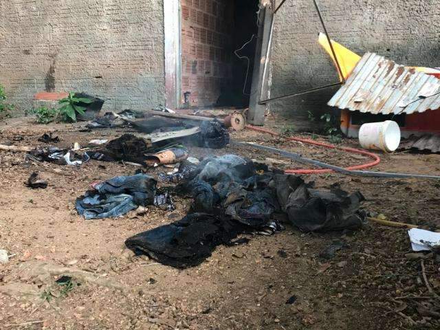 Vizinhos invadem casa para apagar inc&ecirc;ndio no Jardim das Meninas