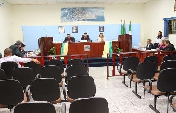 Discuss&atilde;o entre vereadores com amea&ccedil;a vira caso de pol&iacute;cia 