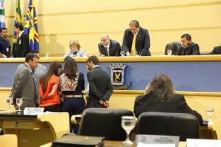 Câmara rejeitou veto e Bernal terá de enviar à Câmara cópia de contrato emergencial (Foto: Cleber Gellio)