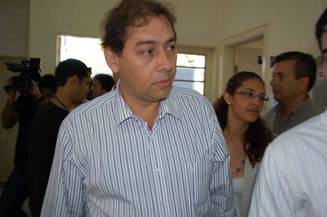 Bernal vai ao lix&atilde;o na segunda em busca de solu&ccedil;&atilde;o para trabalhadores