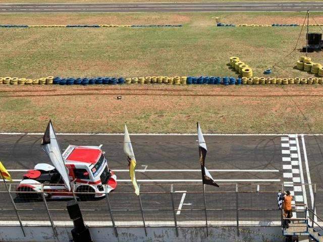 Resultado &eacute; &ldquo;surpreendente&rdquo;, diz vencedor da Copa Centro-Oeste da Truck