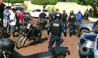 Os três policiais militares foram encaminhados para a sede da polícia em Amambay, para esclarecimento dos fatos. (Foto: Pedro Juan Digital)