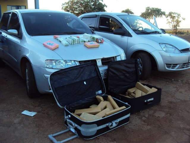  Em sete horas PRF apreende maconha, coca&iacute;na e muni&ccedil;&otilde;es na regi&atilde;o de Ponta Por&atilde; 