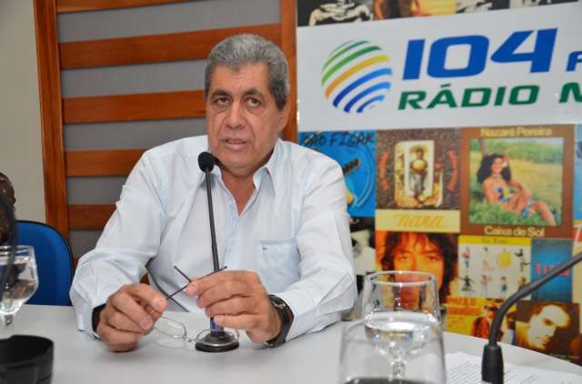 Governador cogita se licenciar do PMDB para apoiar reelei&ccedil;&atilde;o de Dilma