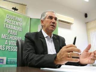 O governador Reinaldo Azambuja defende o fechamento da fronteira no combate ao crime. Foto: Marcos Ermínio