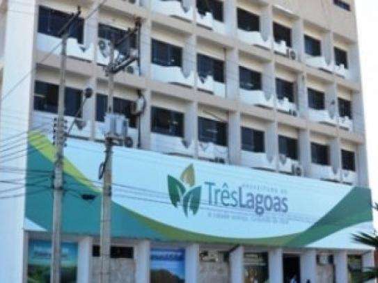 Prefeitura vai demitir 100 funcion&aacute;rios comissionados por nepotismo