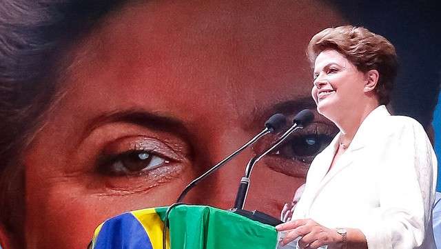 Dilma vence disputa acirrada e PT governar&aacute; o Brasil por 16 anos