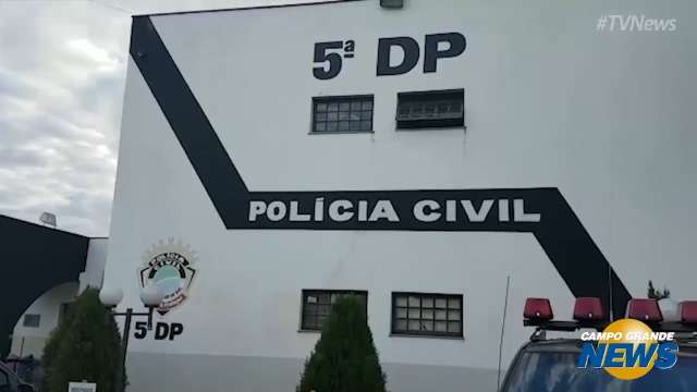 AO VIVO: Motorista suspeito de matar homem em conveni&ecirc;ncia se apresenta