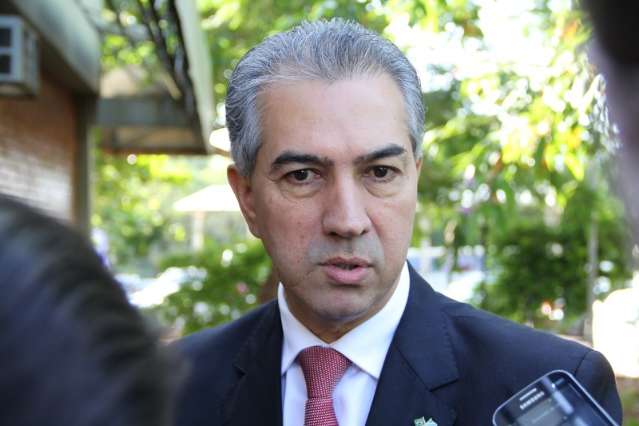 Reinaldo diz que queda do ICMS se deve a crise local dos munic&iacute;pios