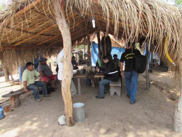 Dono de fazenda alvo de opera&ccedil;&atilde;o ter&aacute; de pagar R$ 38 mil a 9 resgatados