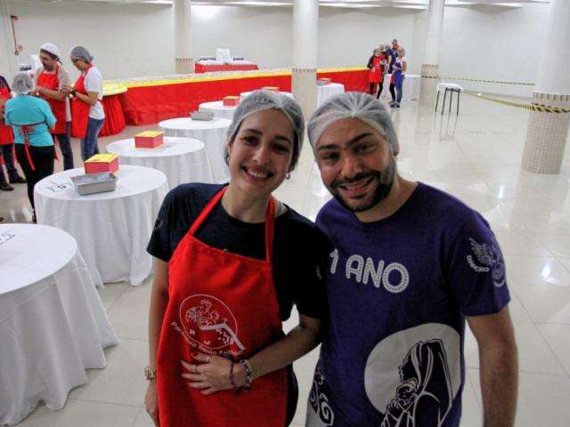 No dia de Santo Ant&ocirc;nio, bolo re&uacute;ne f&eacute; com sabor de casamento na Capital