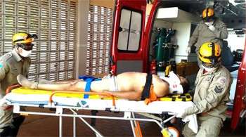 Trabalhador cai em m&aacute;quina de massa asf&aacute;ltica e morre na BR-147