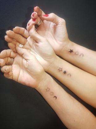 Icleia fez tatuagem com as filhas em comemora&ccedil;&atilde;o &agrave; liberdade dos 60 anos