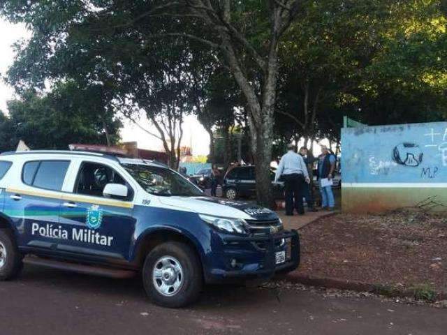 Homem &eacute; achado morto com ferimento na cabe&ccedil;a e pol&iacute;cia apura assassinato 