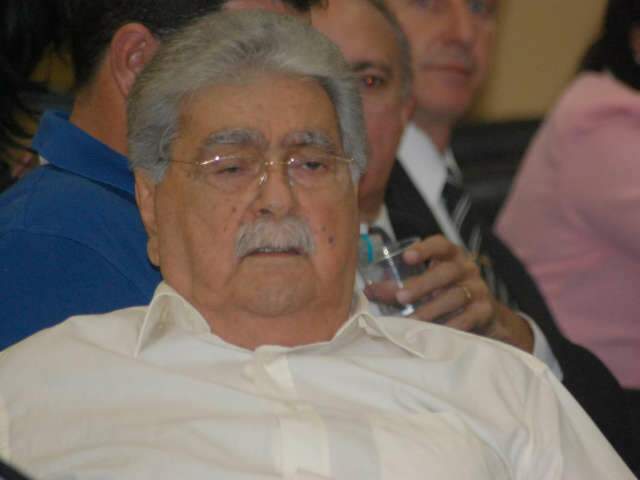  Com pneumonia, Pedro Pedrossian est&aacute; internado no Proncor em Campo Grande