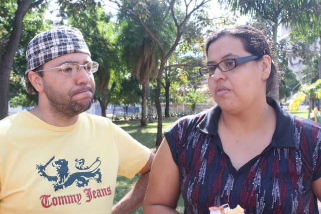 Manisfestantes protestam contra casamento gay no centro da Capital