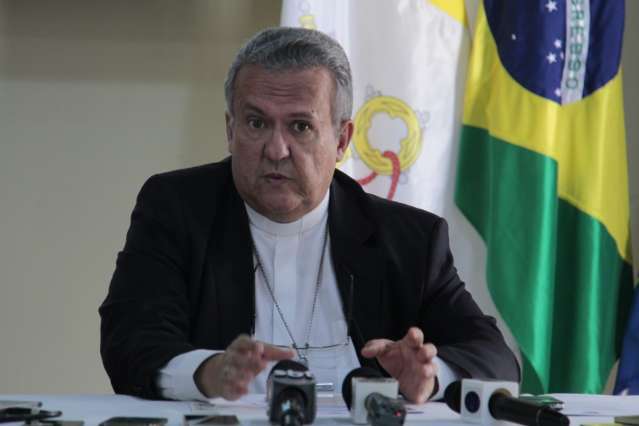 Arcebispo aprova suspens&atilde;o e diz que CPI do Cimi fugia do foco