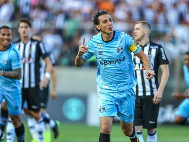 Gr&ecirc;mio marca no come&ccedil;o do jogo e sai vitorioso do embate contra o Atl&eacute;tico-MG