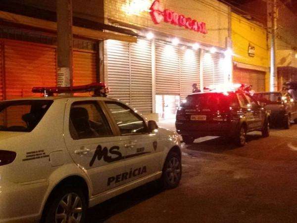 Mulher compra rem&eacute;dio, aborta e feto &eacute; encontrado em farm&aacute;cia no Centro