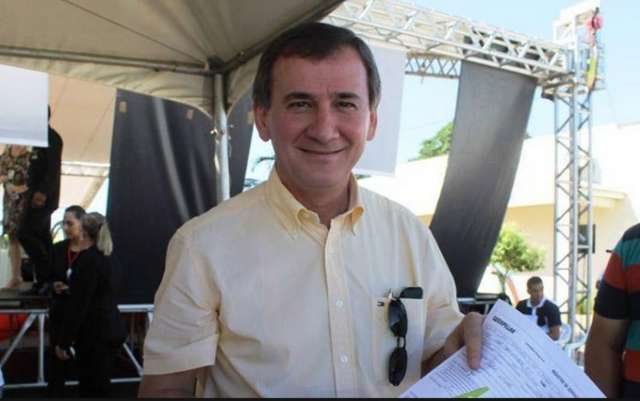 Em Nova decis&atilde;o, Justi&ccedil;a mant&eacute;m prefeito afastado do cargo 