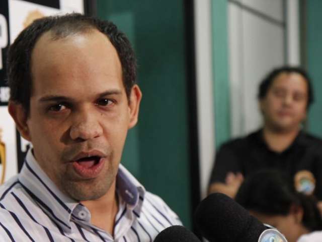 Preso por 41 golpes &eacute; condenado por &ldquo;roubar&rdquo; hospital de dentro da cadeia