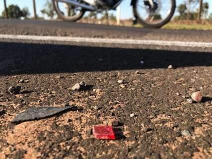 Homem perde controle de moto, atinge muro do Jockey Clube e morre 