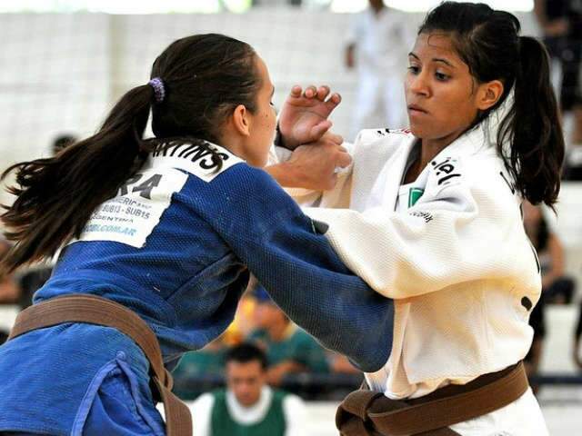  Judocas do MS conquistam medalhas de ouro e bronze na Rom&ecirc;nia