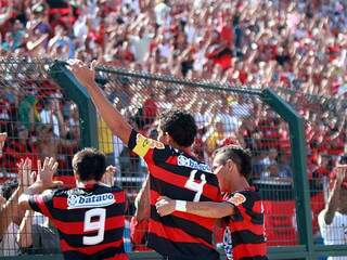 Torcida do Flamengo compareceu em peso ao estádio paulista (foto: Roberto Vazquez /Futura Press)