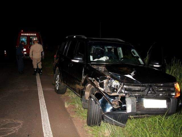 Casal fica ferido ap&oacute;s colidir ve&iacute;culo em cavalo na MS-276
