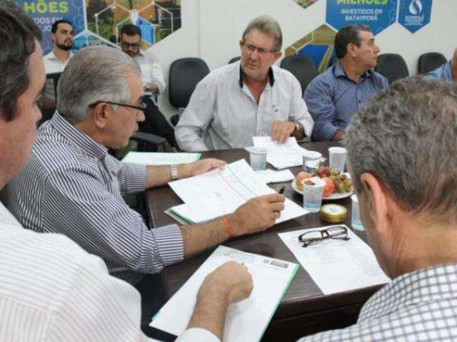 Laguna Carap&atilde; solicita pavimenta&ccedil;&atilde;o da MS-280 e constru&ccedil;&atilde;o de ponte de concreto 