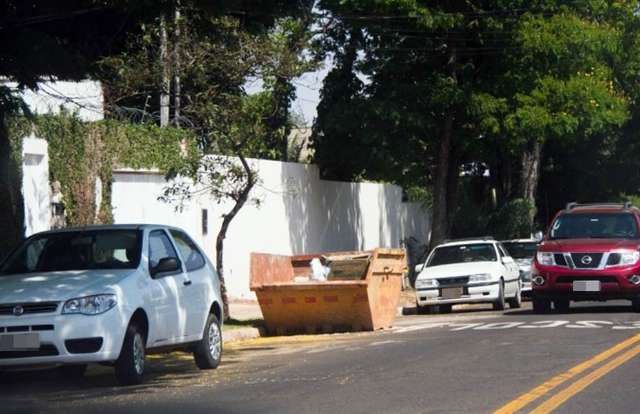 Prefeitura quer local &ldquo;mais em conta&rdquo; para cust&oacute;dia de ve&iacute;culos apreendidos