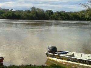 Ap&oacute;s quatro dias de busca, bombeiros encontram corpo de homem que caiu em rio