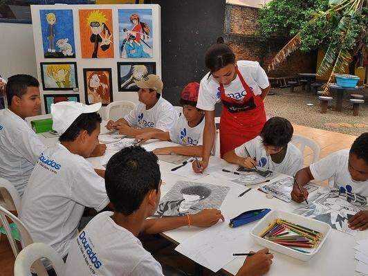 Corte de gastos na prefeitura deixa 500 alunos sem aulas de arte e cultura
