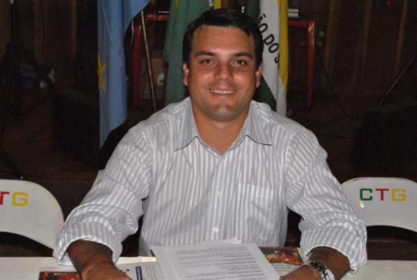 Liminar devolve a vereador presid&ecirc;ncia da C&acirc;mara de Chapad&atilde;o 