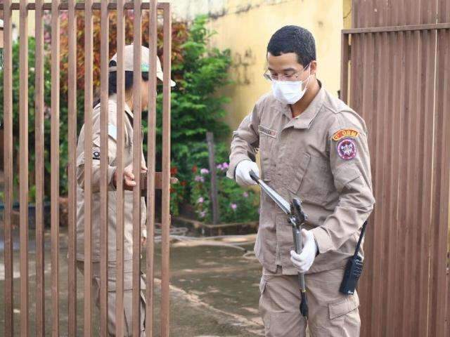 Pane el&eacute;trica pode ter causado inc&ecirc;ndio que matou casal de idosos 
