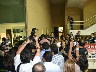 Registro de candidaturas foi feito ontem no cartório eleitoral. (Foto: Simão Nogueira)