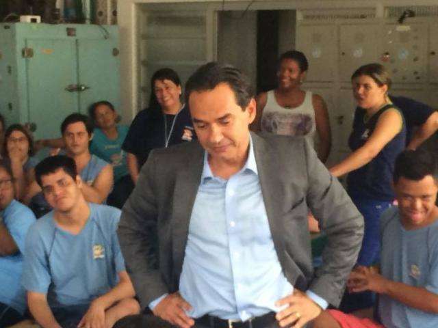 Atrasar 13&ordm; sal&aacute;rio &eacute; crime e pode haver puni&ccedil;&atilde;o, diz Marquinhos Trad 