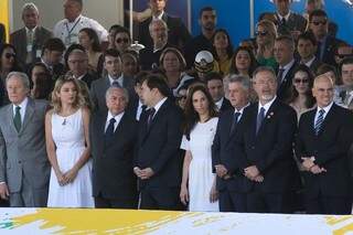 Temer (terceiro a partir da esquerda) participa de primeiro evento público após impeachment. (Foto: Wilson Dias/Agência Brasil)