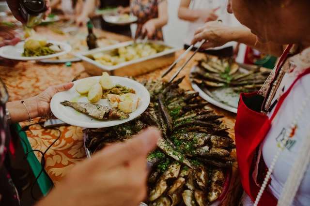 Clube Estoril investe na gastronomia portuguesa para continuar reunindo s&oacute;cios