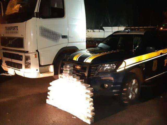 PRF apreende 103 quilos de coca&iacute;na que seriam levados de MS para MG 