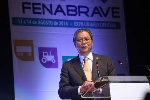 Congresso da Fenabrave discute medidas para o aquecimento do mercado automotivo